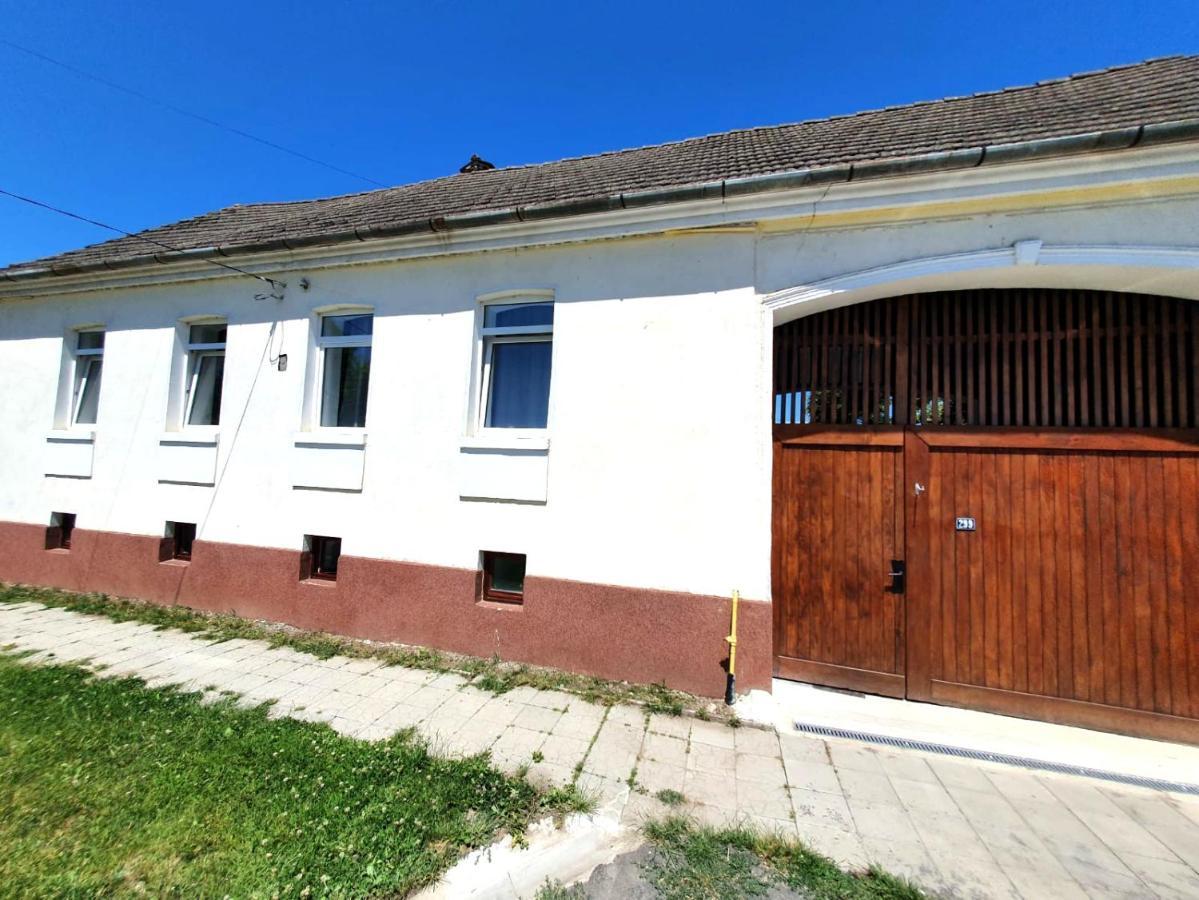 Casa Din Coltul Cetatii Villa Harman ภายนอก รูปภาพ
